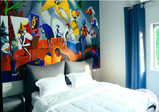  鄢陵对于酒店的墙体彩绘而言更注重哪些方面？